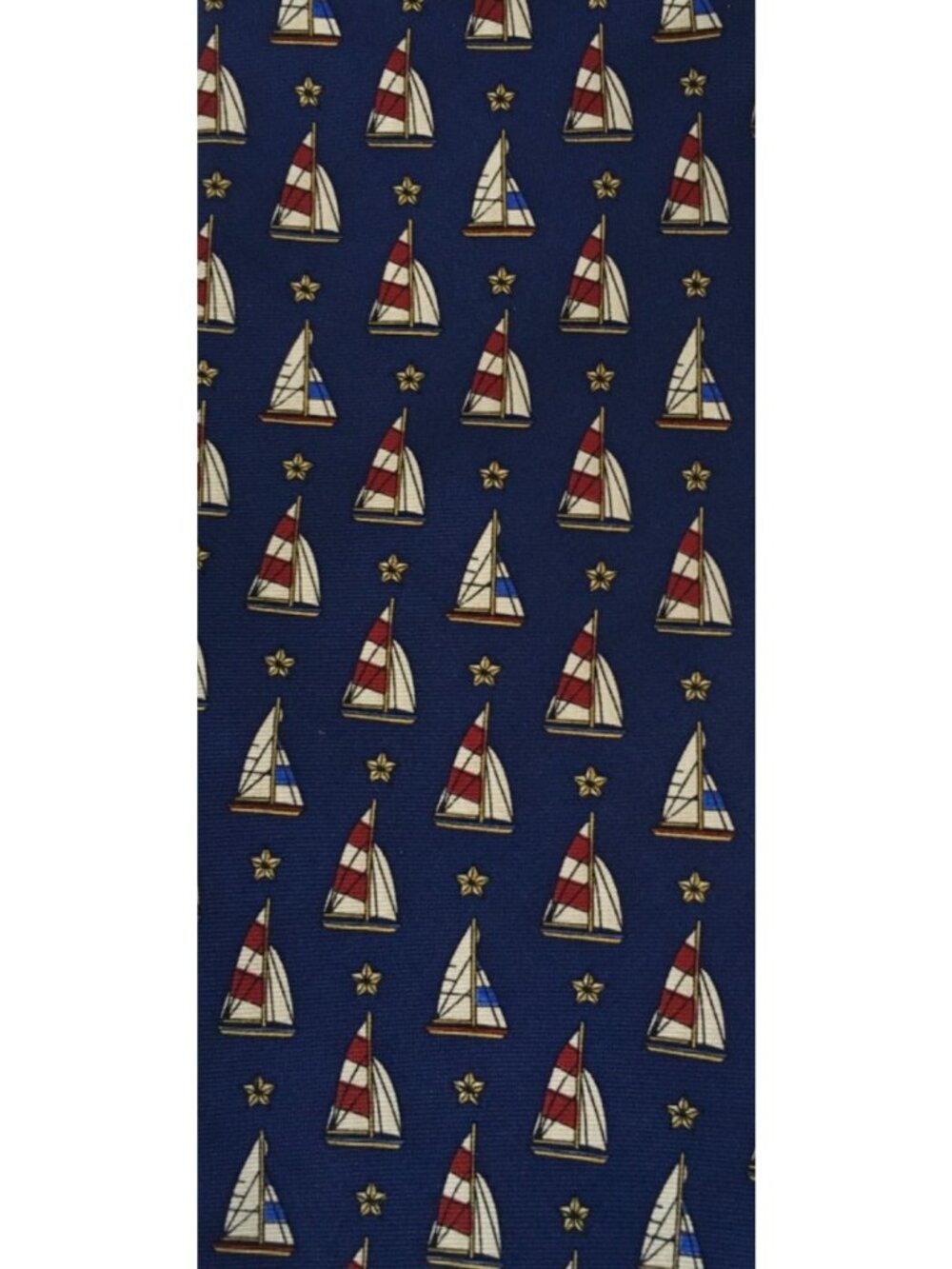 Tommy Hilfiger Neck Tie Navy Blue White Red Sailboats Silk 3.75 in Wide 56 Long
